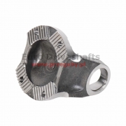 flange yoke 52 x 147.2 kv 150kv, 4x13mm (74.5x106), h-101mm, trs